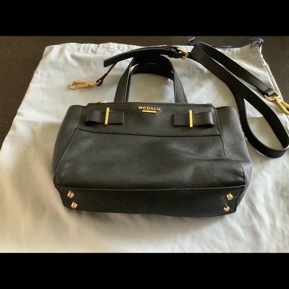 Modalu black leather handbag. - Picture 4 of 4
